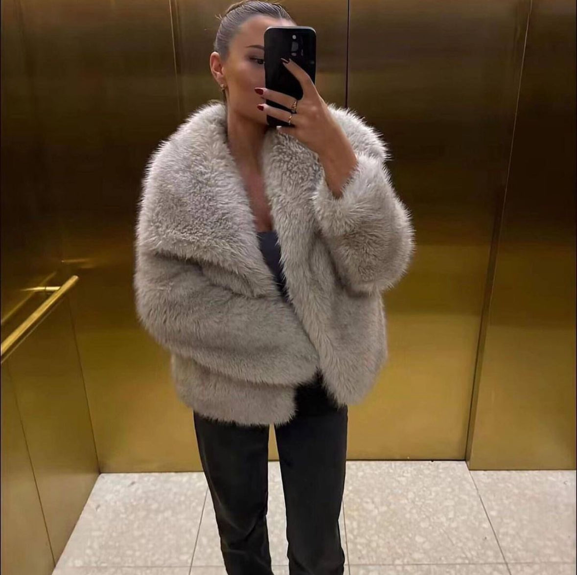 FAUX FUR COAT